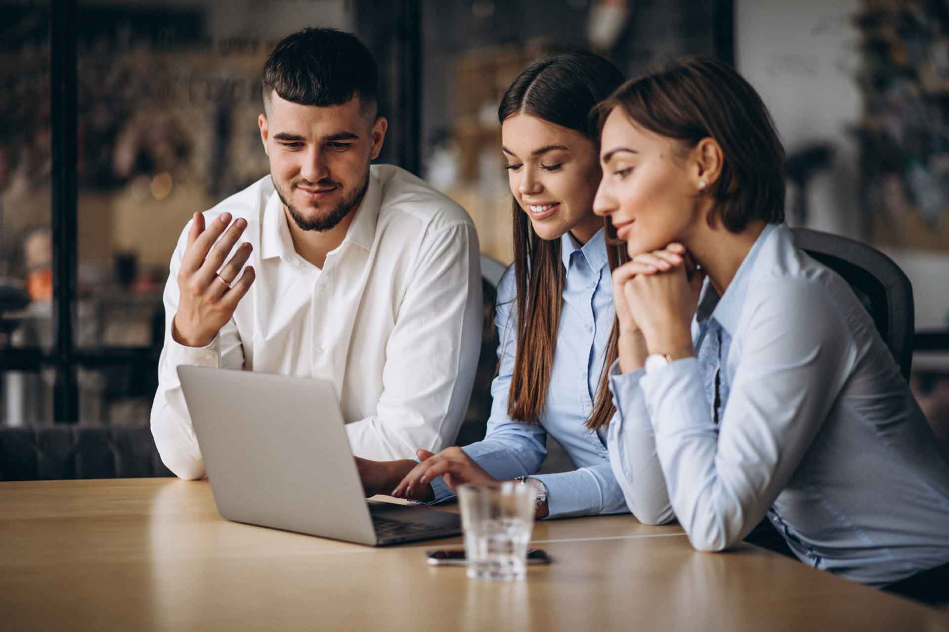 https://crestpointfinancial.com.au/